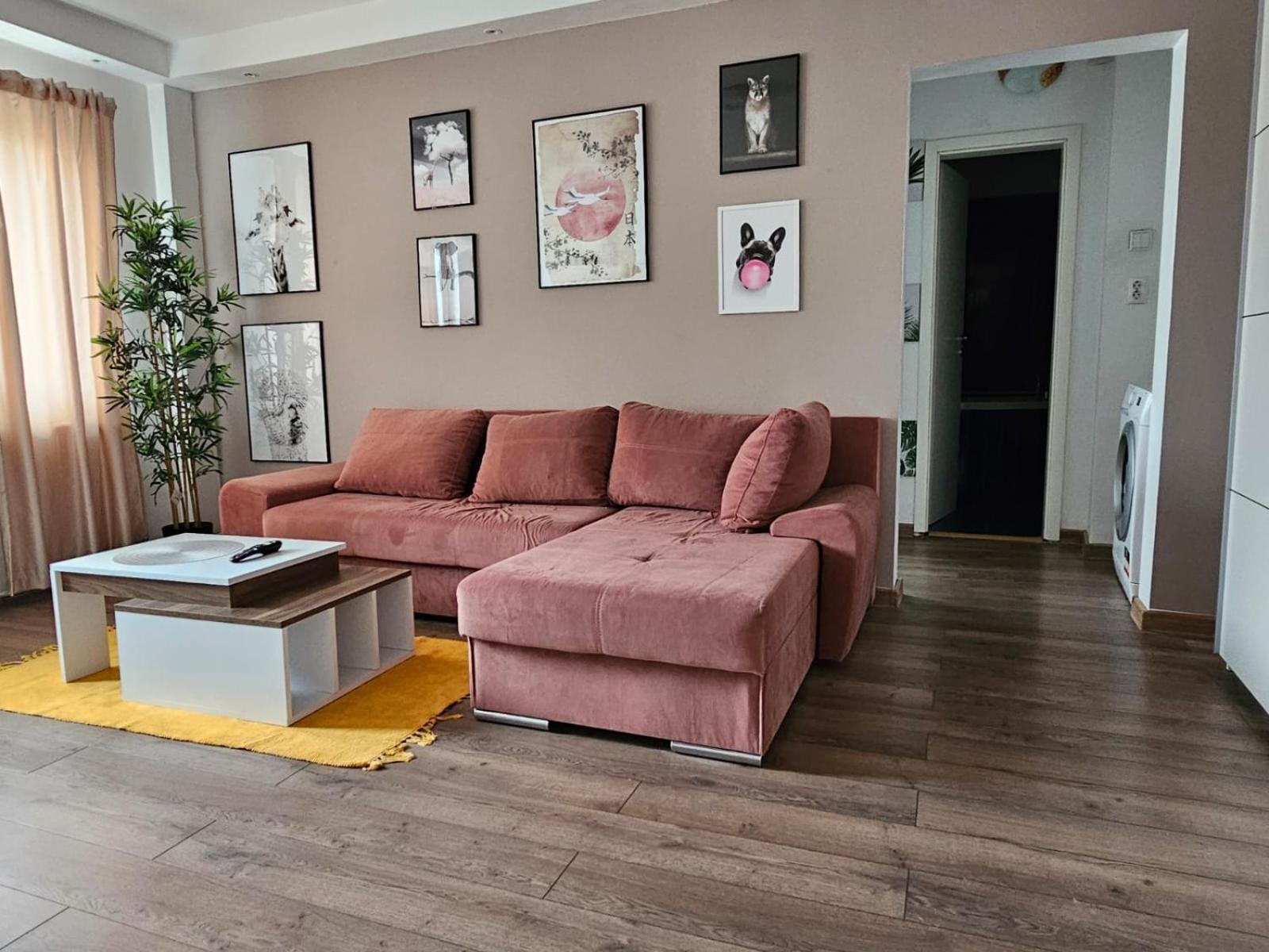 Apartament Near The Park Two Rooms Bukarest Exteriör bild